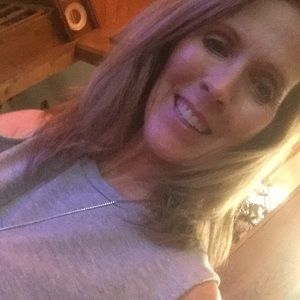 Meet your Posher, Ellen